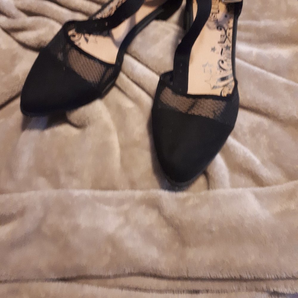 Size.11 dress.shoes